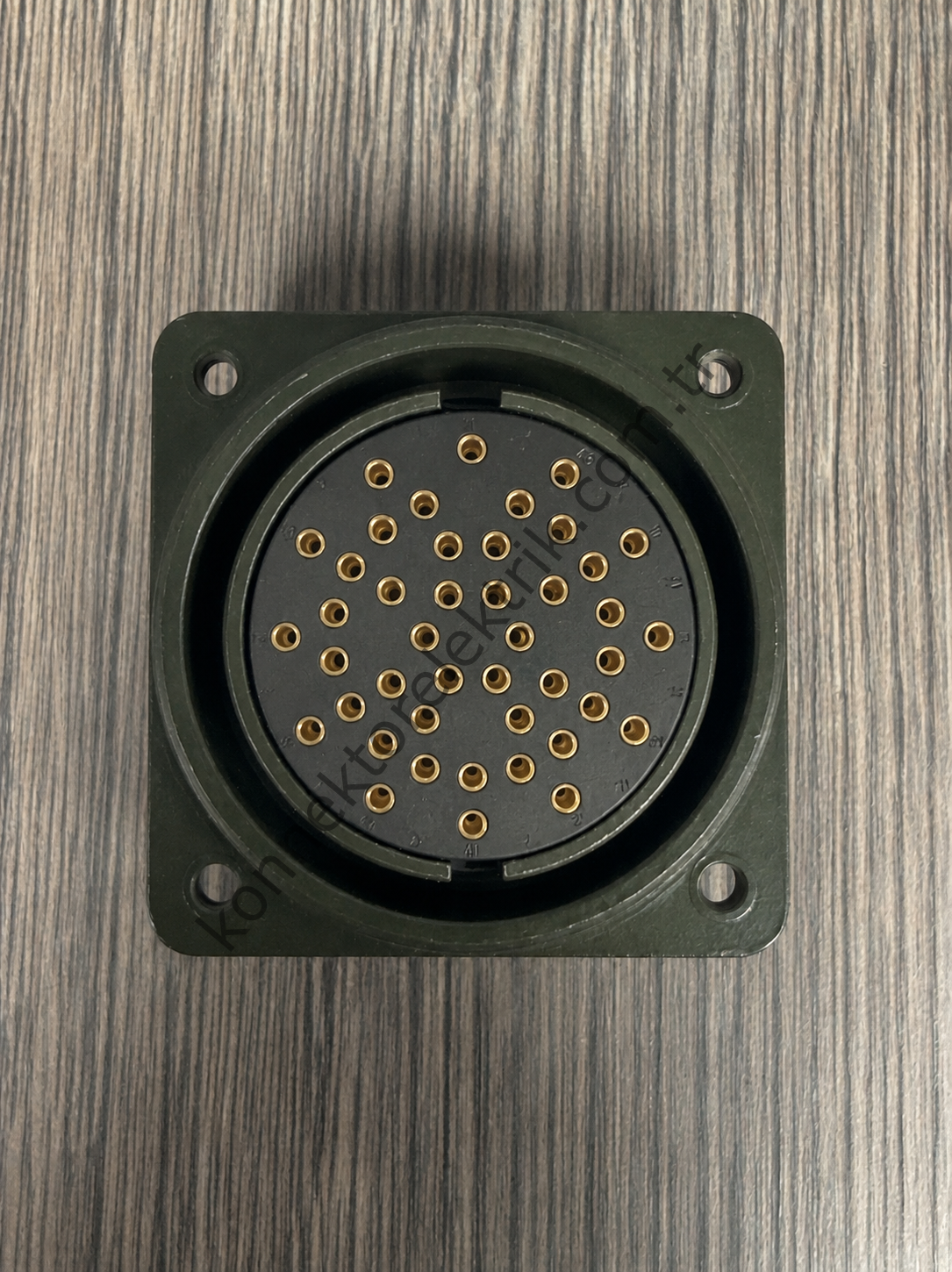 KUKDONG MS3102E 28A51S 43 Pin Metal Kasa Panel Tipi Dişi Askeri Konnektör