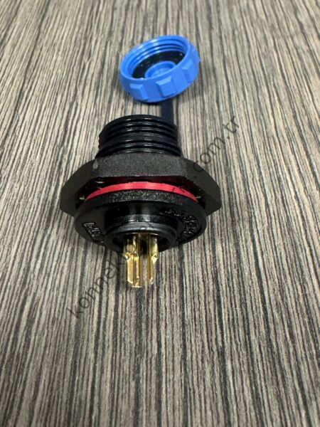 WEIPU SP1315/P3 3 Pin IP68 Plastik Kasa Somunlu Panel Tipi Erkek Su Geçirmez Konnektör