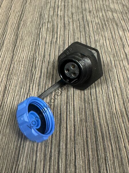 WEIPU SP1315/S3 3 Pin IP68 Plastik Kasa Somunlu Panel Tipi Dişi Su Geçirmez Konnektör