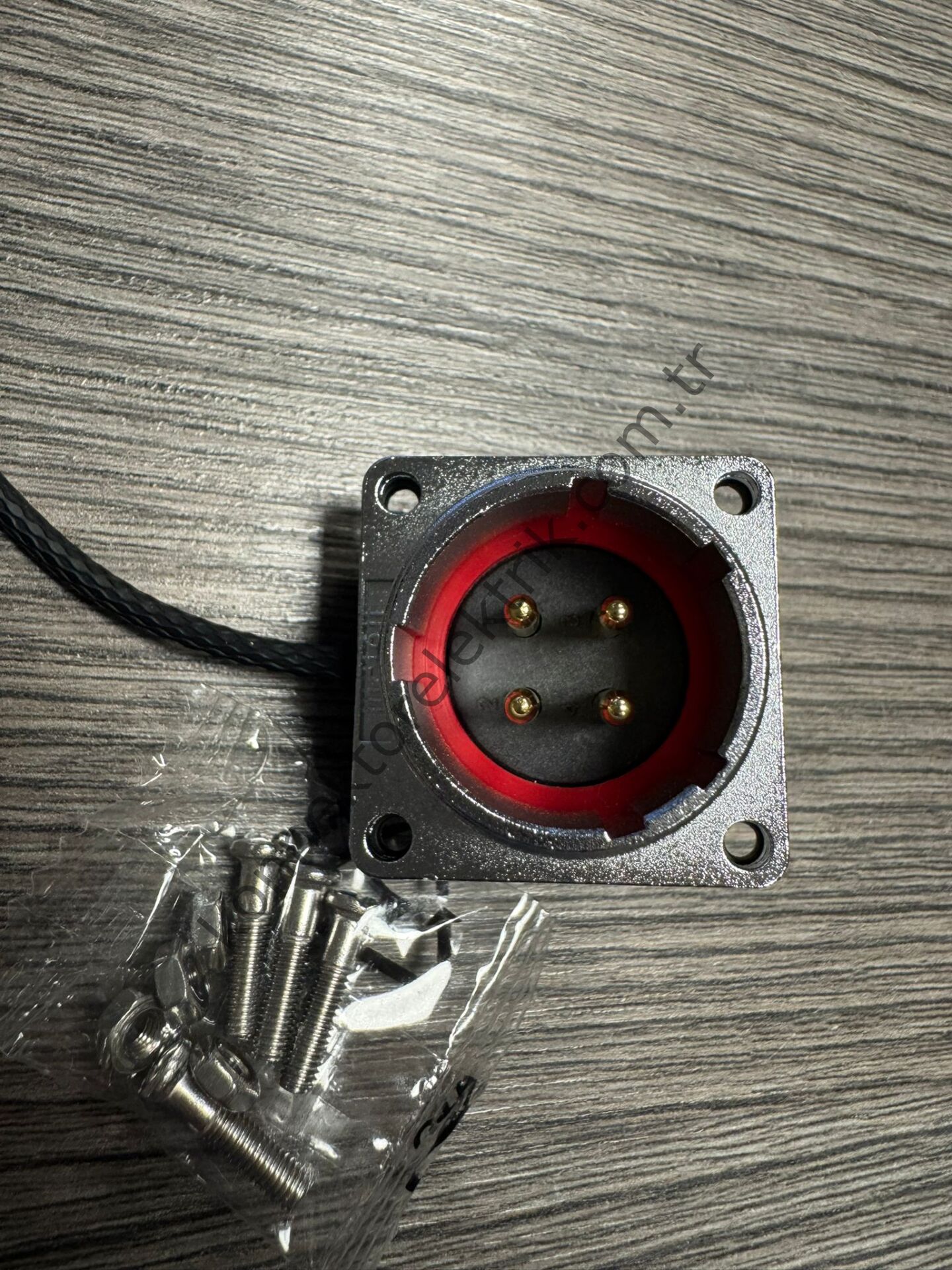 WEIPU WF24J4Z1 4 Pin IP67 Metal Kasa Panel Tipi Erkek Su Geçirmez Konnektör