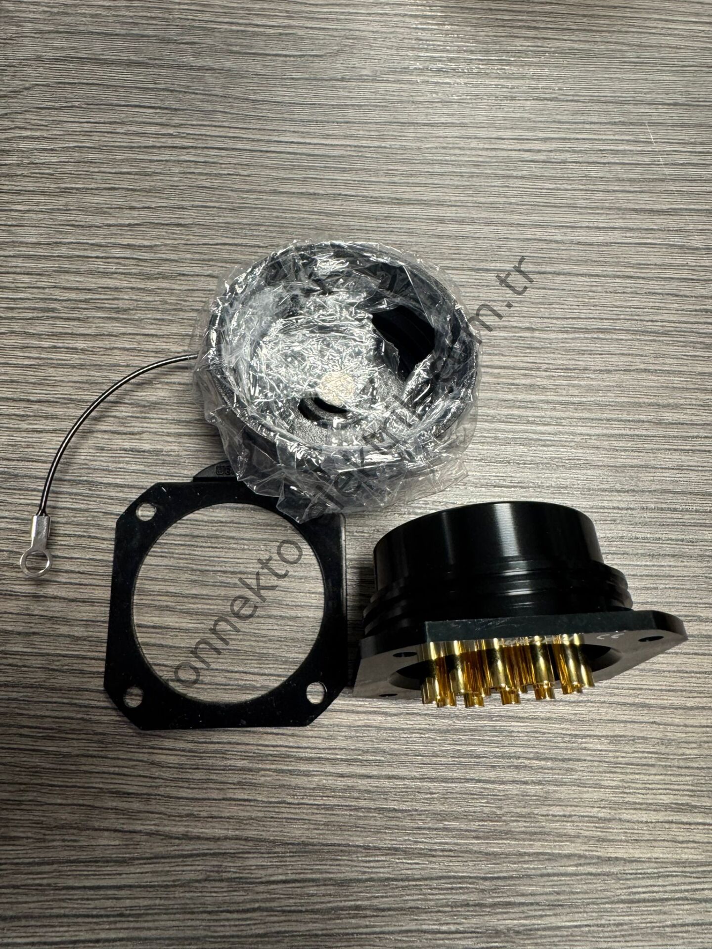 WEIPU WL52K19Z 19 Pin IP67 Metal Kasa Panel Tipi Dişi Su Geçirmez Konnektör