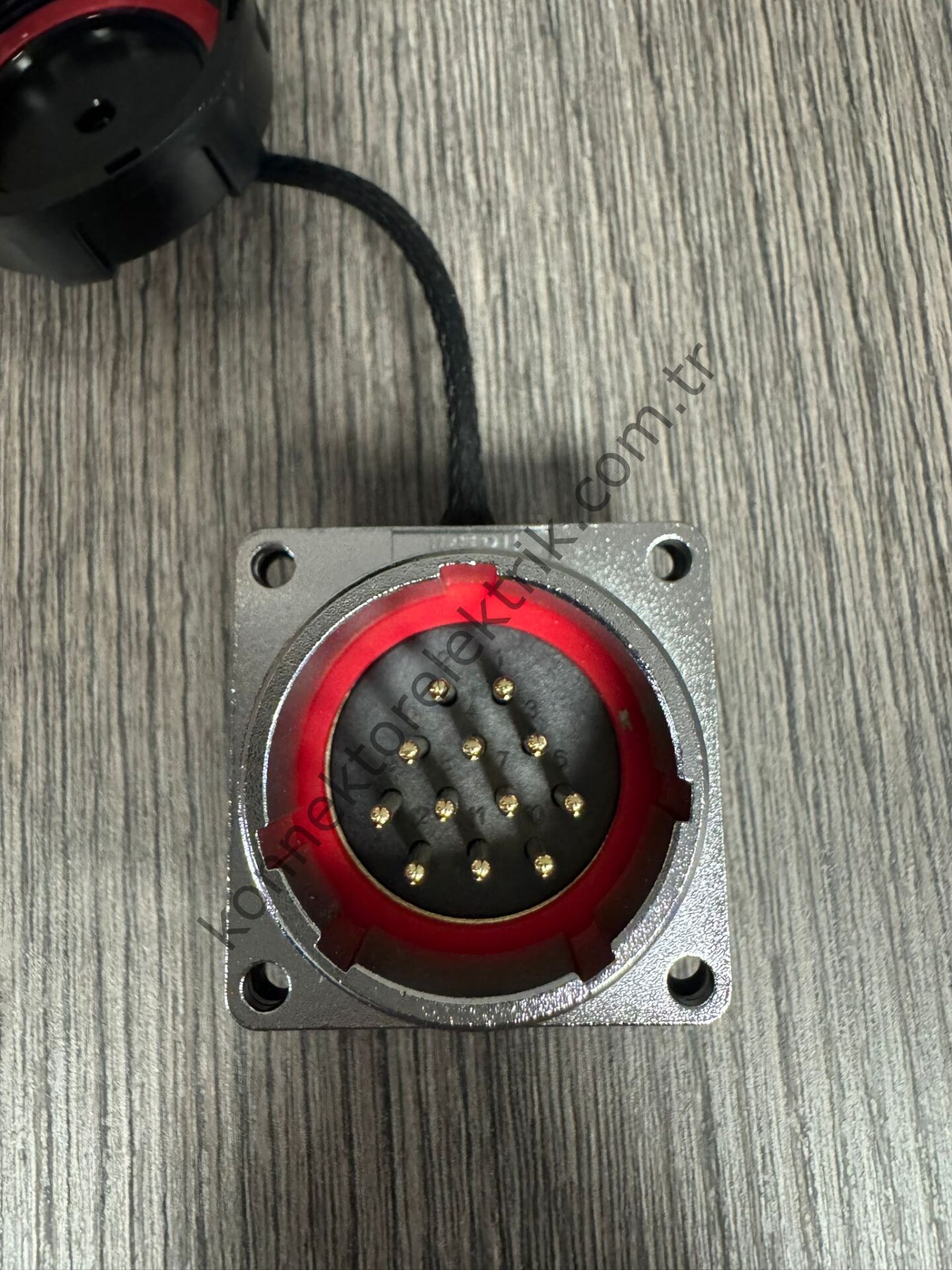 WEIPU WF28J12Z1 12 Pin IP67 Metal Kasa Panel Tipi Erkek Su Geçirmez Konnektör