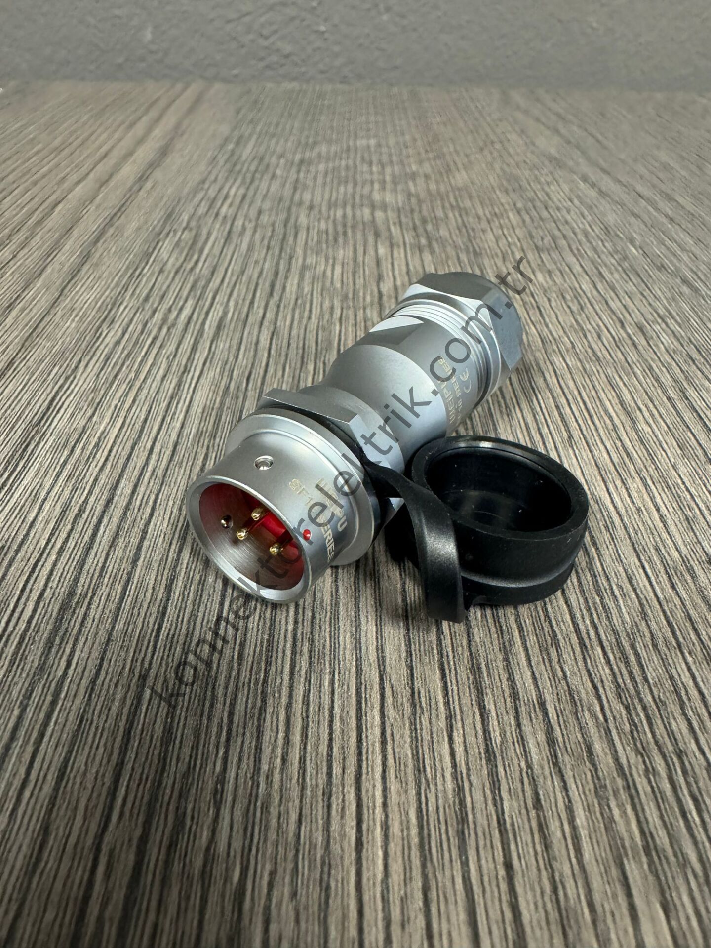 WEIPU SF1611/P3 3 Pin IP67 Metal Kasa Karşıt Kablo Tipi Erkek Su Geçirmez Konnektör