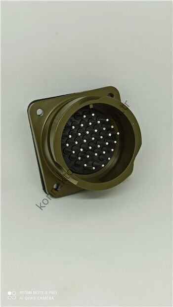 KUKDONG KDB02E 28-15P 35 Pin Metal Kasa Bayonet Panel Tipi Erkek Askeri Konnektör