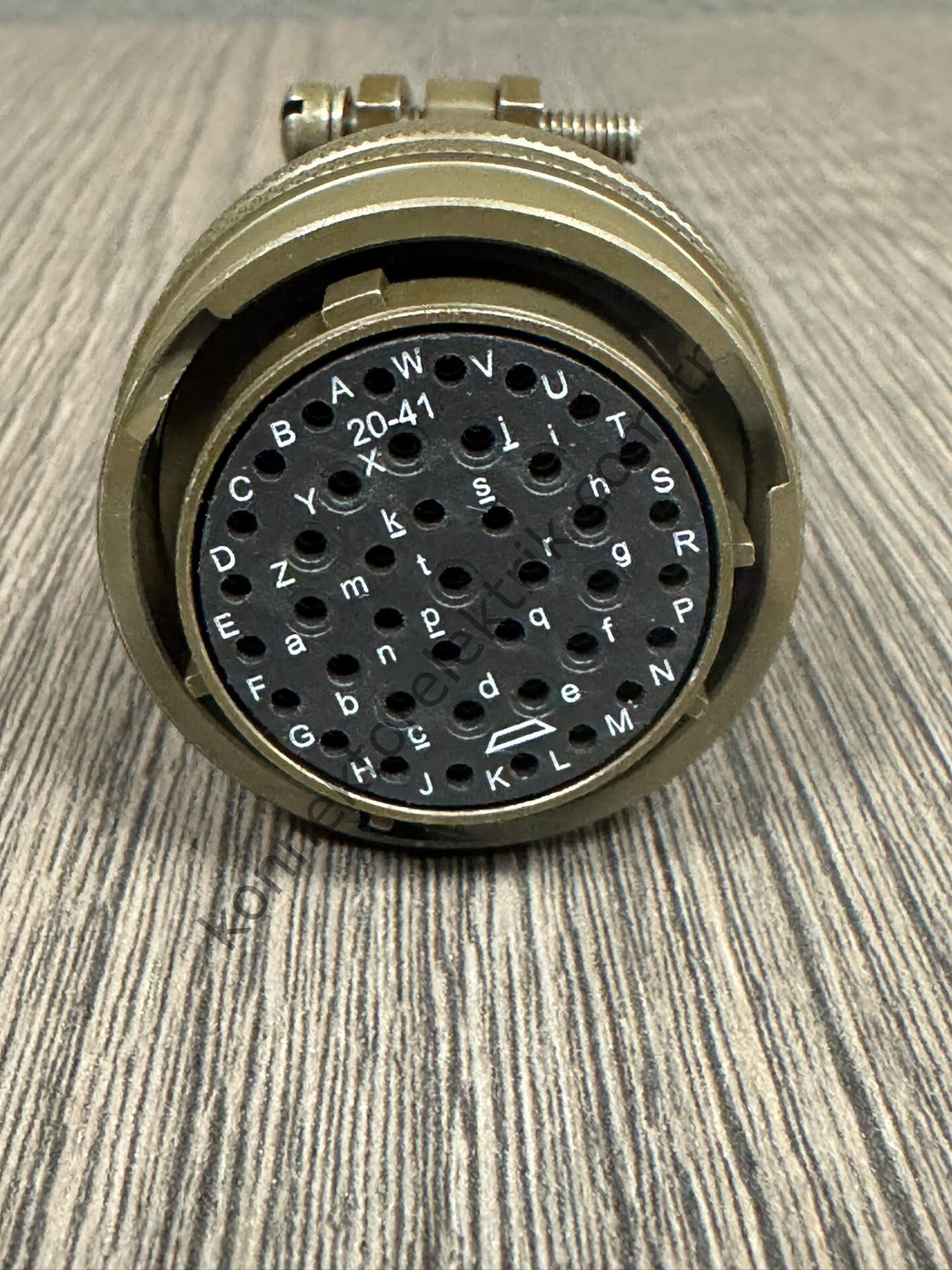 AMPHENOL PT06E-20-41S 41 Pin Metal Kasa Bayonet Kablo Tipi Dişi Askeri Konnektör