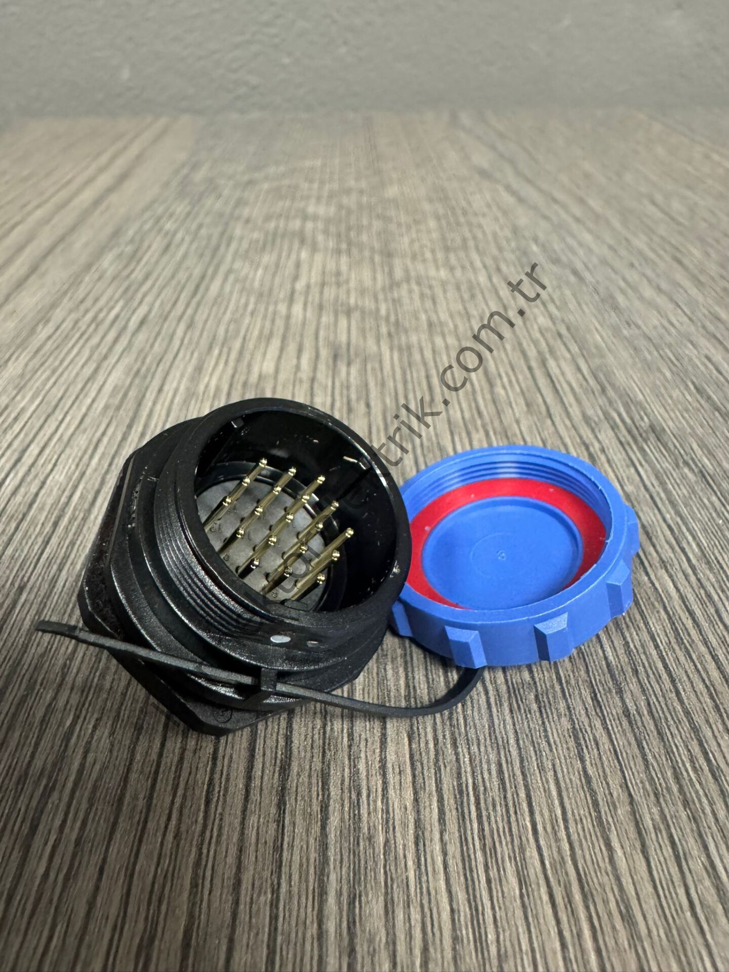 WEIPU SP2512/P19 19 Pin IP68 Plastik Kasa Panel Tipi Erkek Su Geçirmez Konnektör
