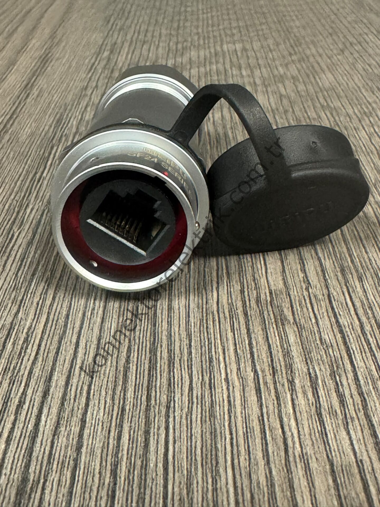 WEIPU SF2411/SRJ45 IP67 Metal Kasa Karşıt Kablo Tipi Dişi RJ45 Konnektör