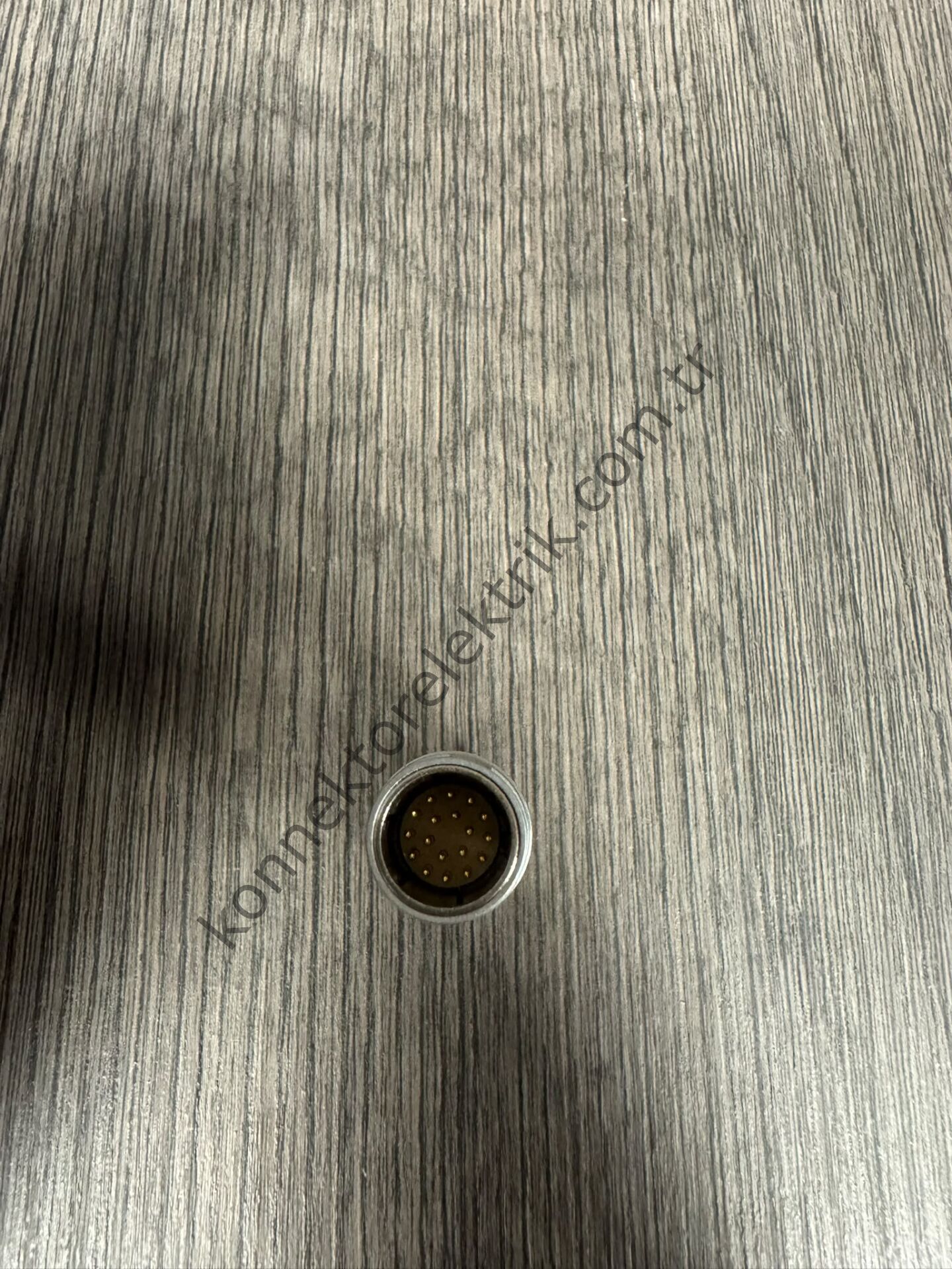WEIPU TGG.2B.318.CLAD62 18 Pin IP50 Metal Kasa Kablo Tipi Erkek Medikal Konnektör