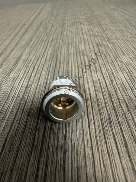 WEIPU ZGG.2B.304.CLA 4 Pin IP50 Metal Kasa Panel Tipi Erkek Medikal Konnektör