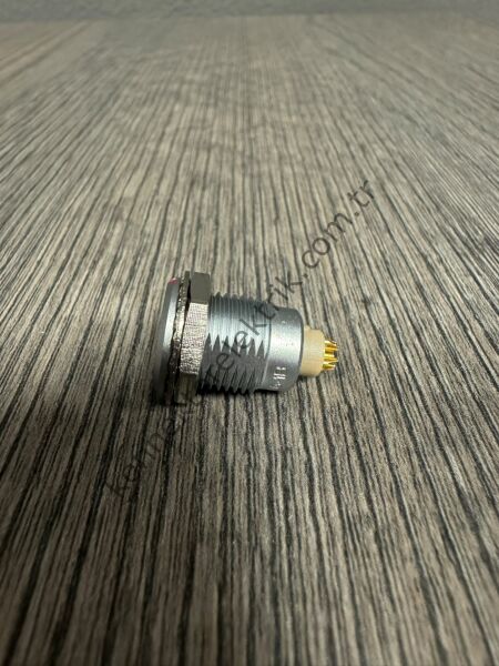 WEIPU ZGG.1B.303.CLA 3 Pin IP50 Metal Kasa Panel Tipi Erkek Medikal Konnektör