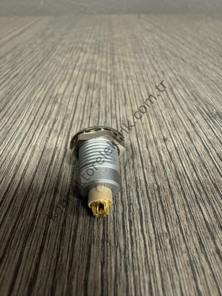 WEIPU ZGG.1B.303.CLA 3 Pin IP50 Metal Kasa Panel Tipi Erkek Medikal Konnektör