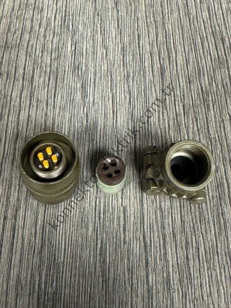AMPHENOL PT06E8-4P-SR  4 Pin Metal Kasa Kablo Tipi Erkek Askeri Konnektör