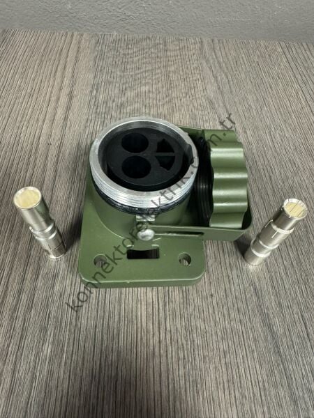 Q&S 151212 2 Pin 24V 168A VG96917 Metal Kasa Panel Tipi Dişi Askeri Konnektör