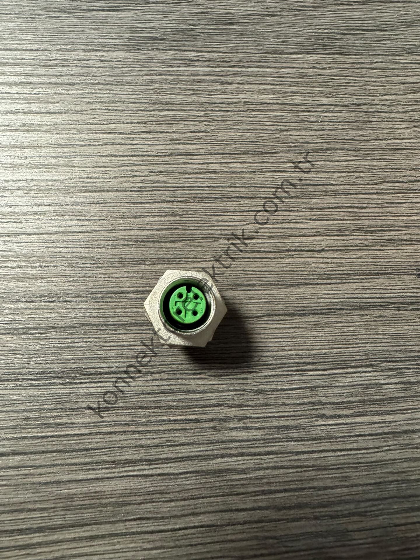 RENHOTEC M12 Arkadan Somunlu 4 Pin Metal Kasa Panel Tipi Dişi Endüstriyel Konnektör