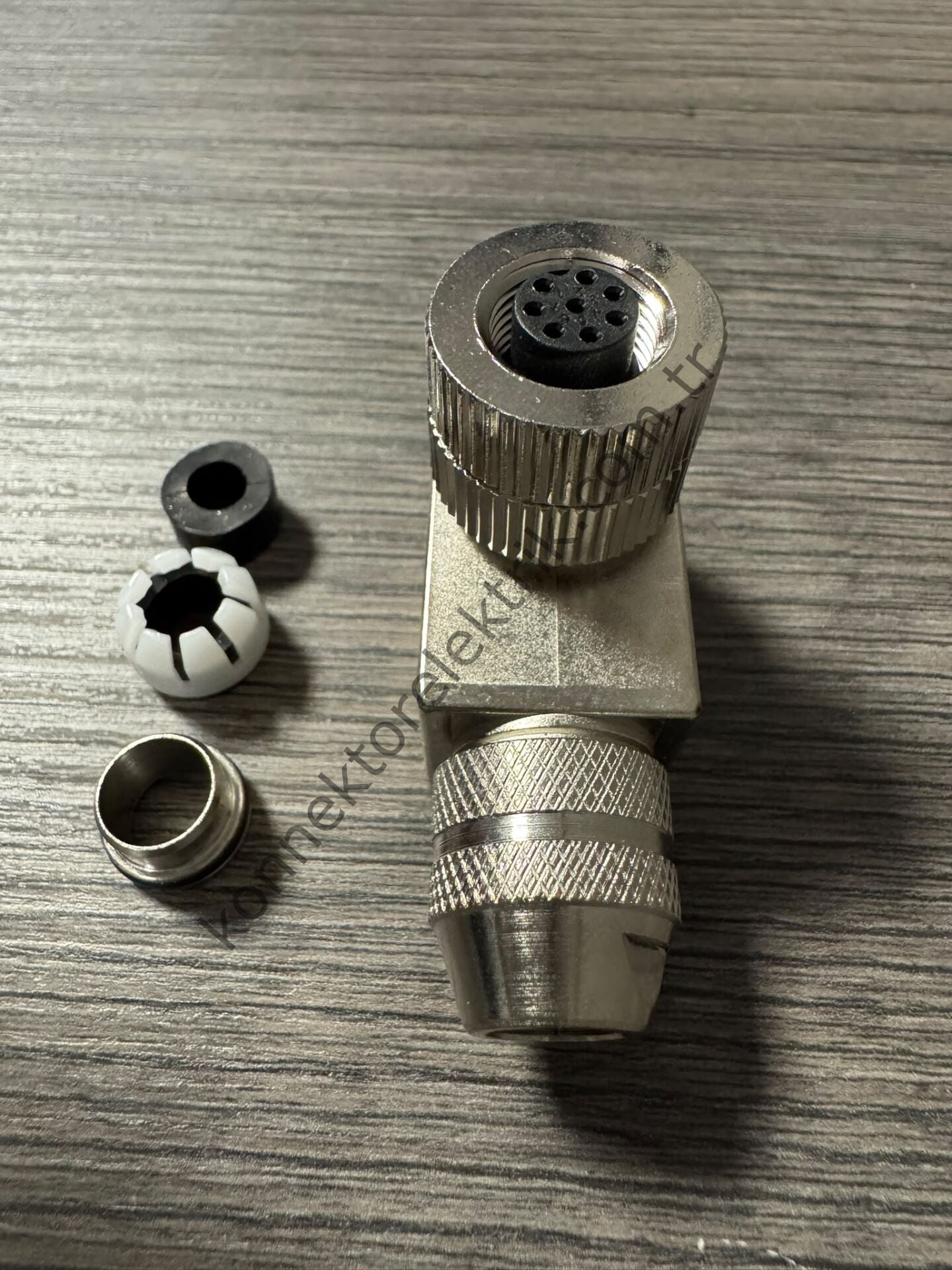RENHOTEC M12 8 Pin Metal Kasa 90° Açılı Kablo Tipi Dişi Endüstriyel Konnektör