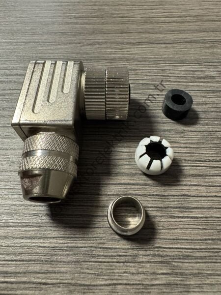 RENHOTEC M12 8 Pin Metal Kasa 90° Açılı Kablo Tipi Dişi Endüstriyel Konnektör
