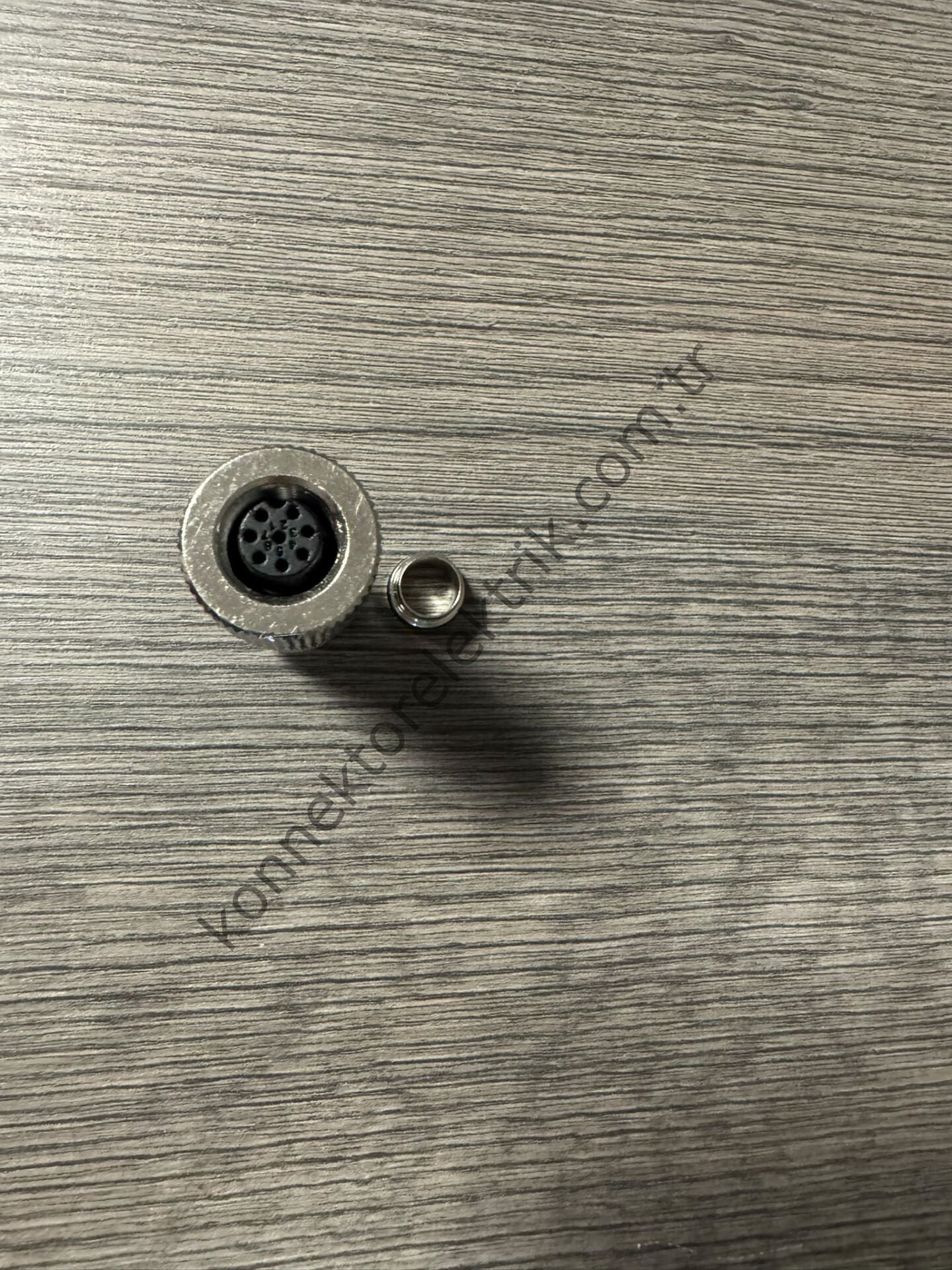 RENHOTEC M12 8 Pin Metal Kasa Kablo Tipi Dişi Endüstriyel Konnektör