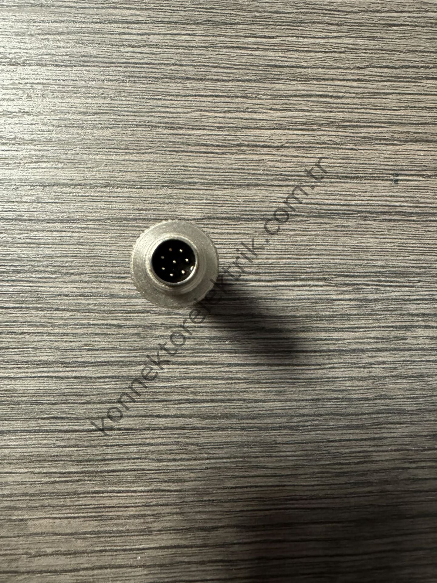 RENHOTEC M9 8 Pin Metal Kasa Kablo Tipi Erkek Endüstriyel Konnektör