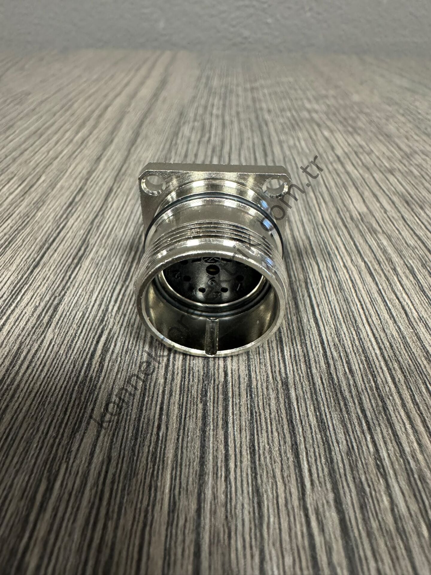 RENHOTEC M23 9 Pin (8+1) Metal Kasa Panel Tipi Dişi Endüstriyel Konnektör