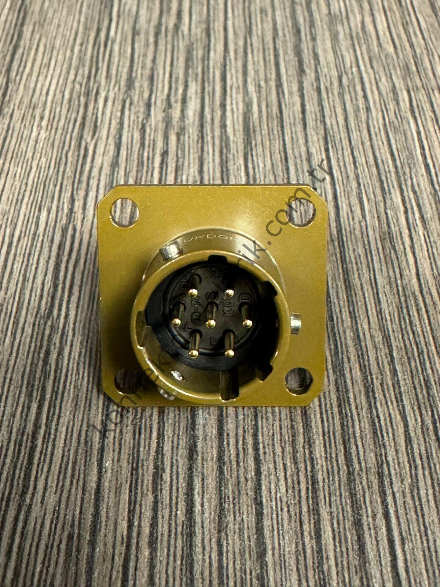 KUKDONG MS3112E 10-7P 7 Pin Metal Kasa Shell Panel Tipi Erkek Askeri Konnektör