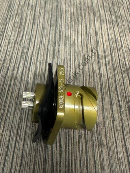 KUKDONG KDB02E 10SL-3S 3 Pin Metal Kasa Bayonet Panel Tipi Dişi Askeri Konnektör